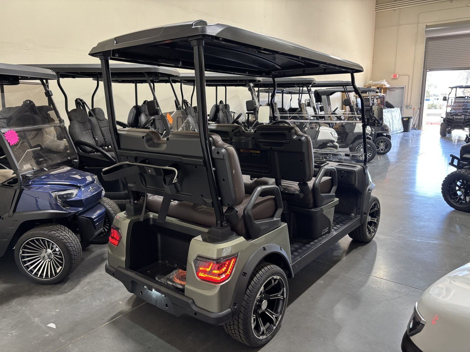 Brand New 2026 Tara Summit Air 4 Road ( Golf Bag Attachment ) For Sale