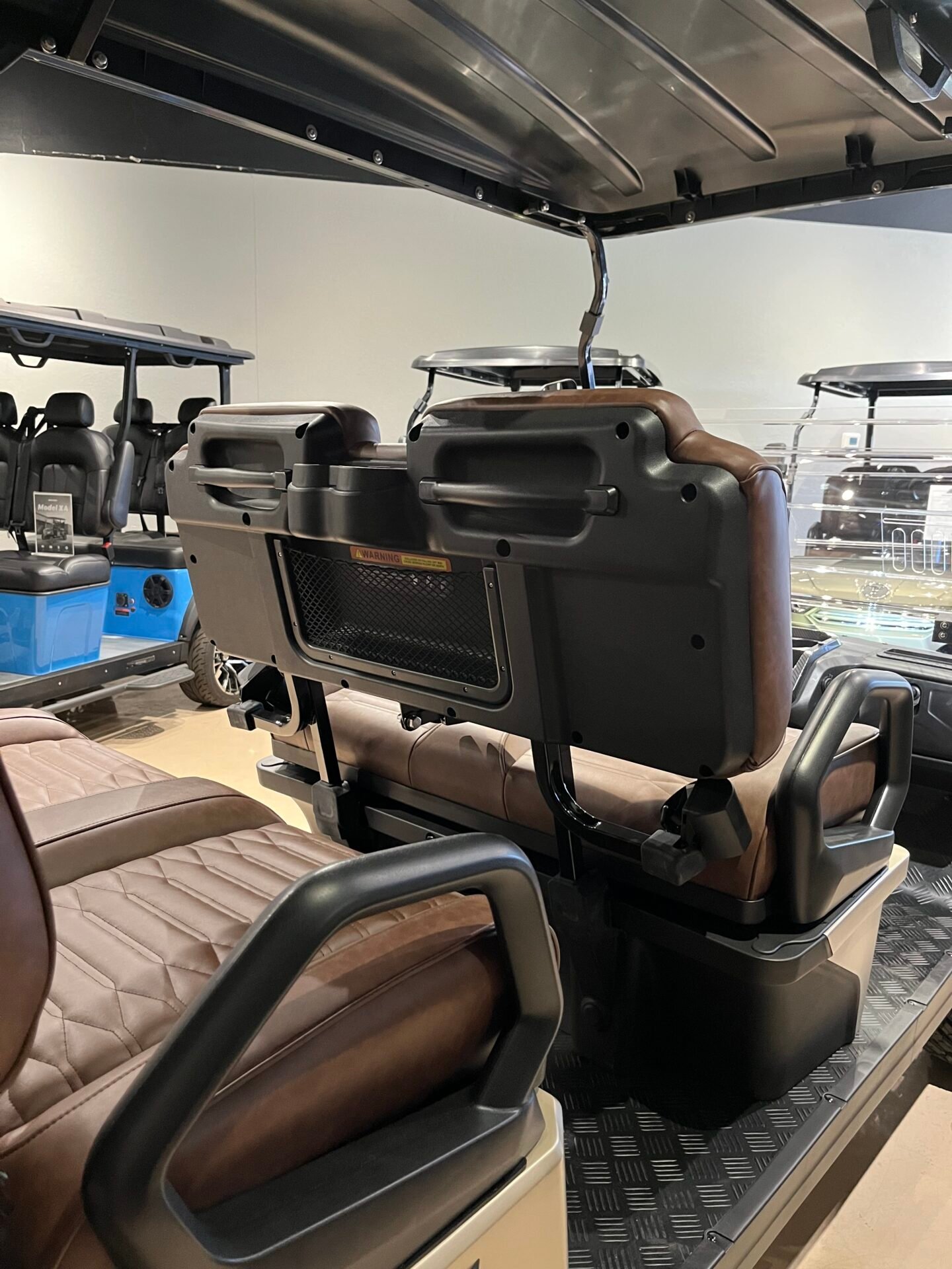 BRAND NEW 2026 TARA SUMMIT AIR 4 ROAD STOCK WITH LITHIUM ION BATTERY, DIGITAL SPEEDO AND ODO, AND GOLF BAG ATTACHMENT For Sale