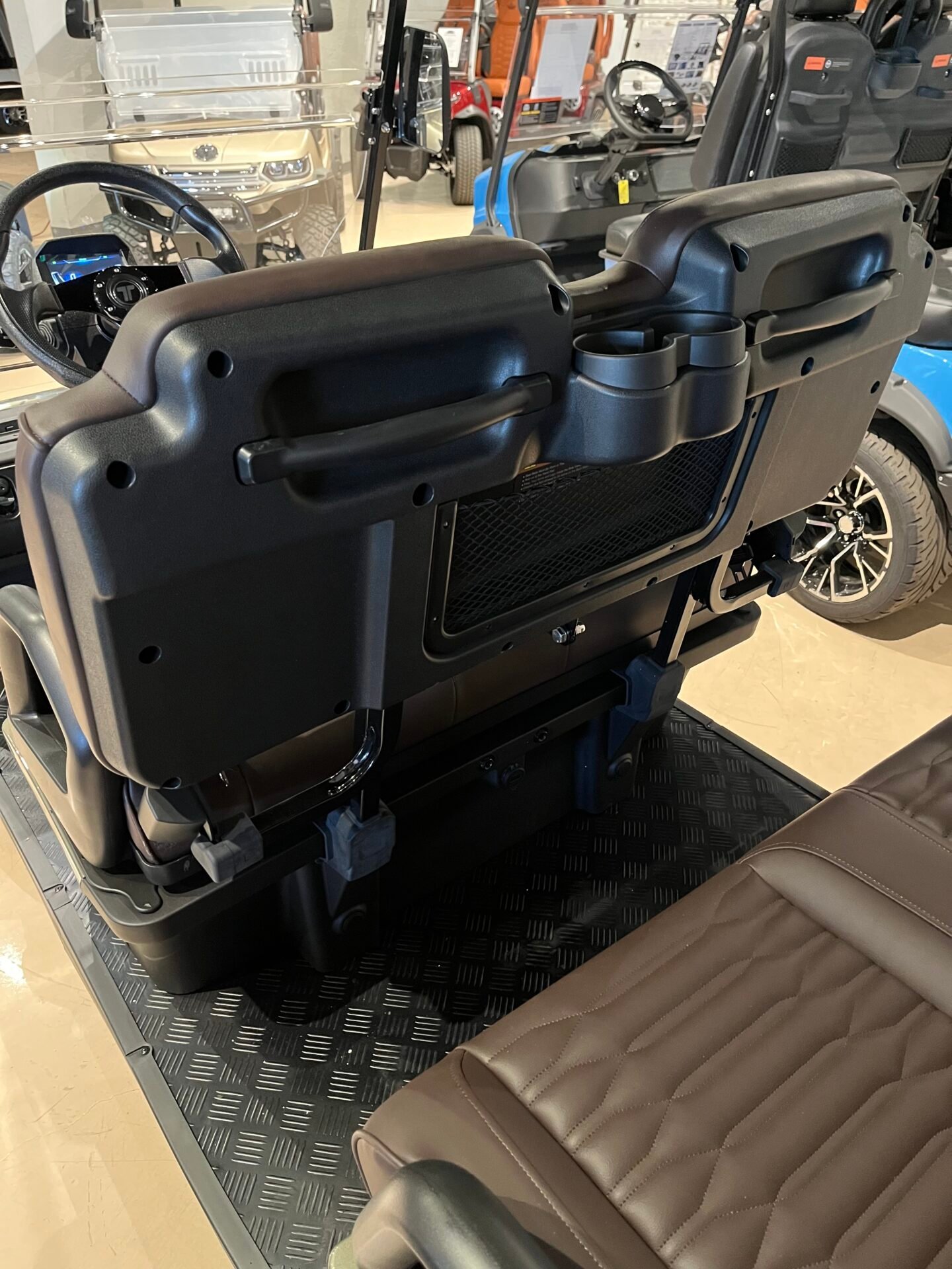 BRAND NEW 2026 TARA SUMMIT AIR 4 ROAD STOCK WITH LITHIUM ION BATTERY, DIGITAL SPEEDO AND ODO, AND GOLF BAG ATTACHMENT For Sale